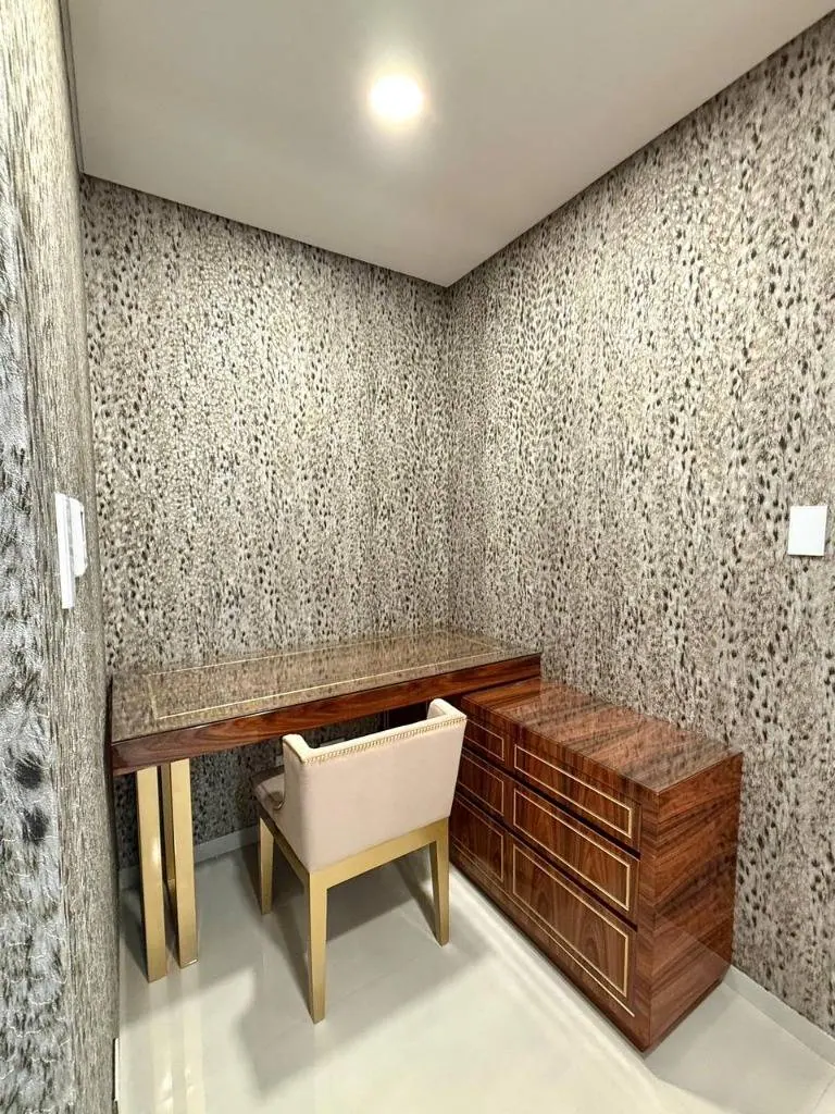 Penthouse amoblado de 3 dormitorios en venta en IN Towers, Urubó: foto 2 de 40