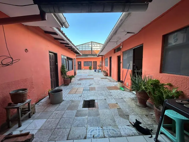 Casa con tienda comercial en venta en la Zona Norte, 425 m²