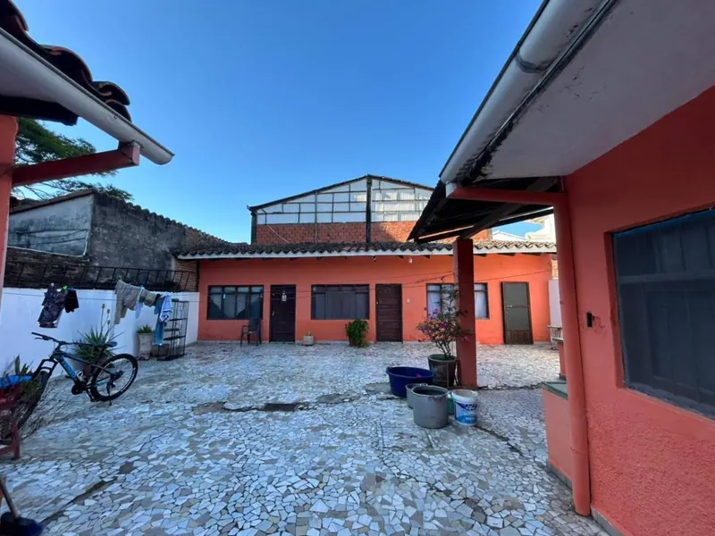 House with commercial space for sale in the North Zone, 425 m²: foto 2 de 17