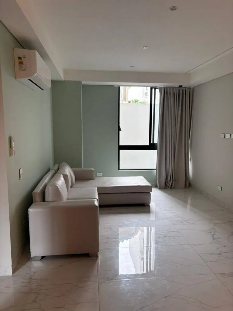 Departamento de 2 dormitorios en venta en Luxe Suites, Equipetrol: foto 3 de 10