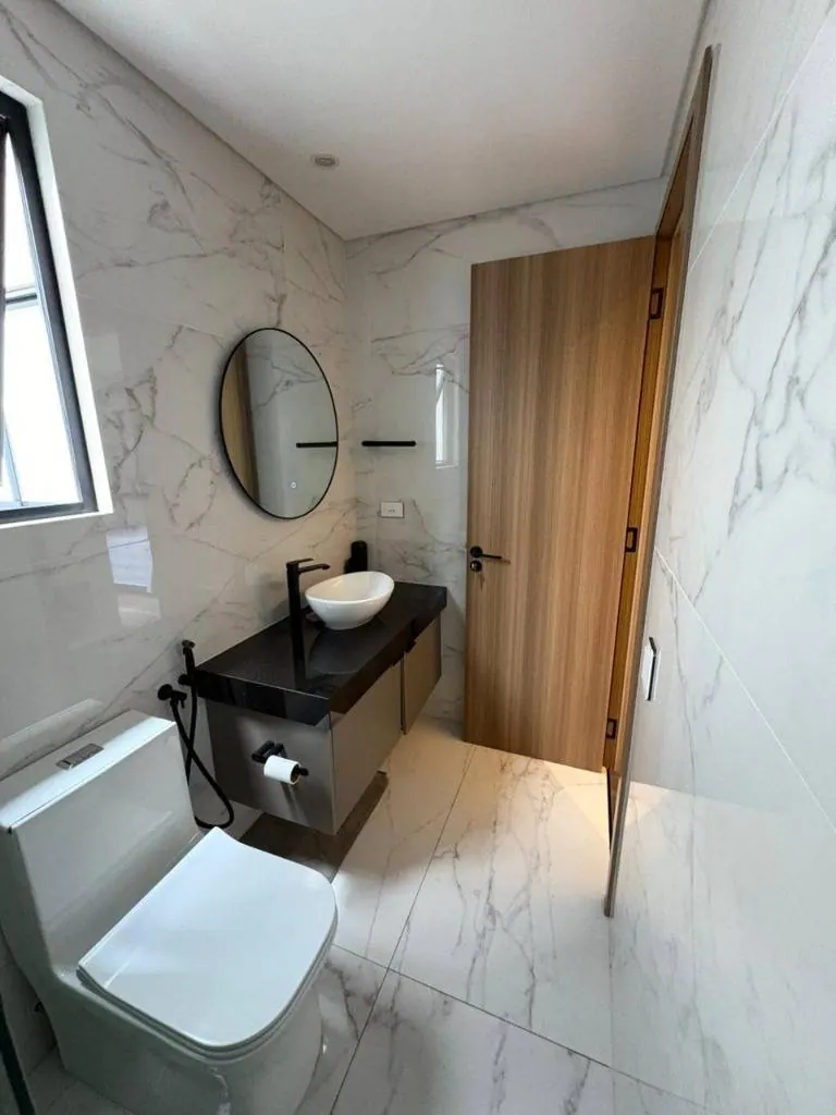 Departamento de 2 dormitorios en venta en Luxe Suites, Equipetrol: foto 6 de 10