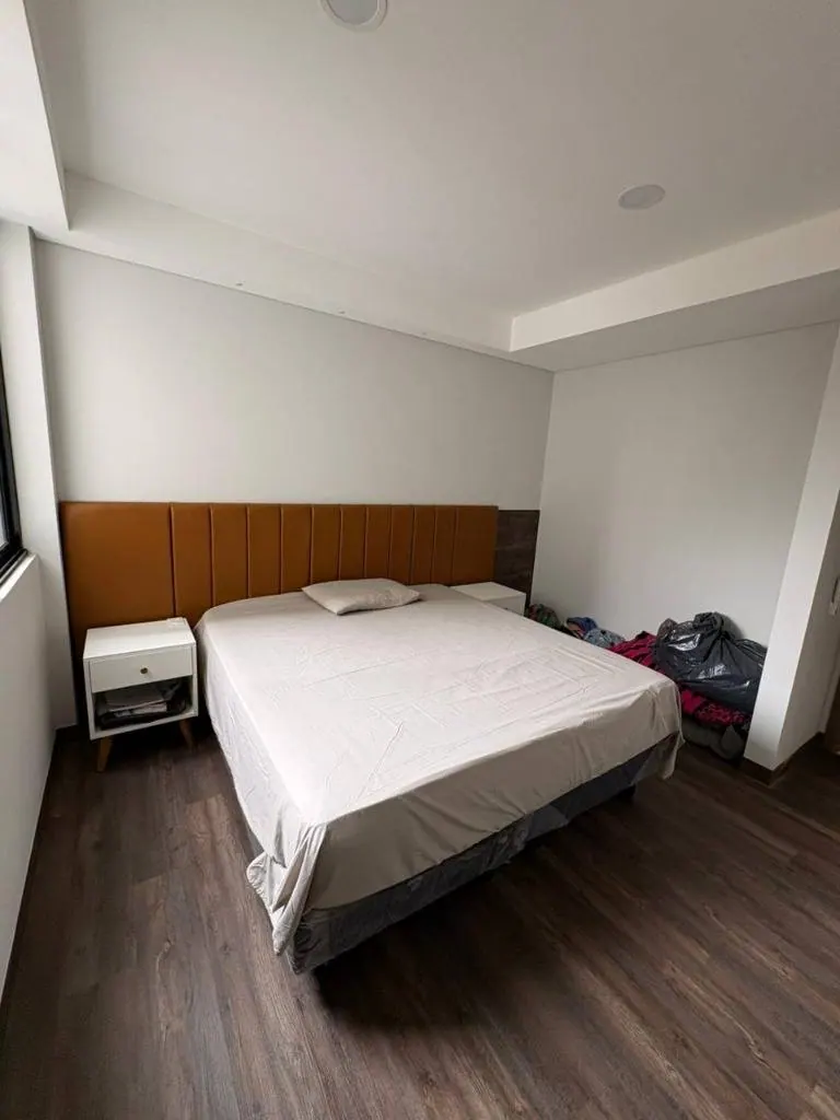 Departamento de 2 dormitorios en venta en Luxe Suites, Equipetrol: foto 8 de 10