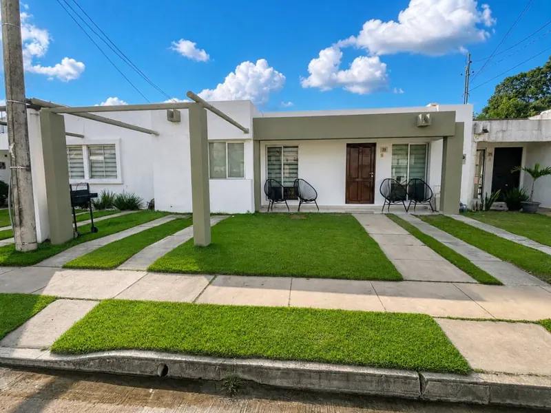 Casa en venta en el condominio Sevilla El Bosque, Zona Norte: foto 1 de 7