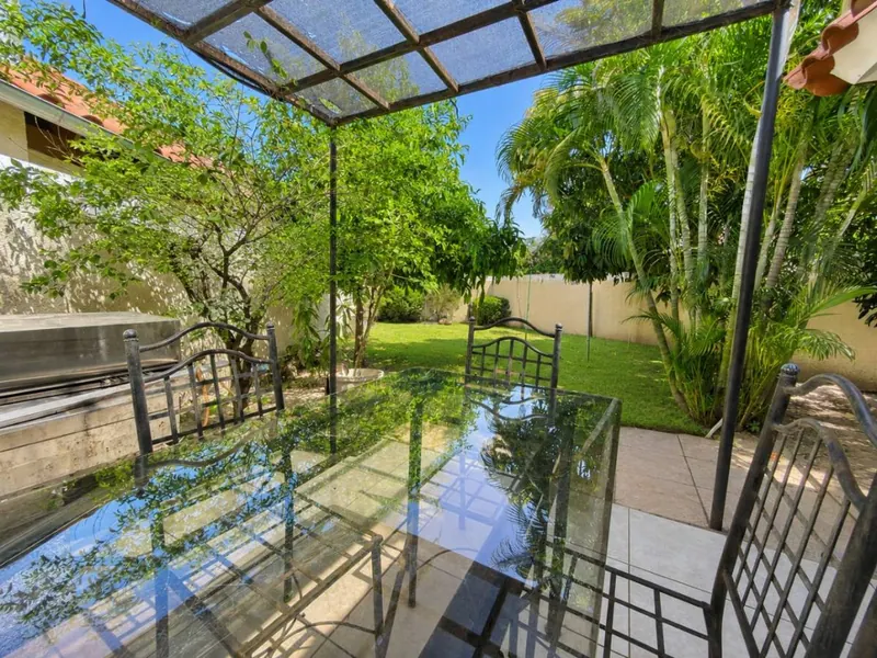 Casa de 3 dormitorios en venta en el condominio Monet, Zona Norte: foto 4 de 14