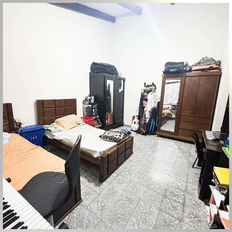 Casa con dos viviendas independientes en venta en la Zona Este: foto 3 de 9