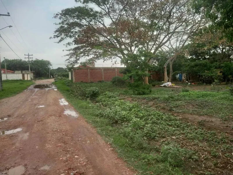 Lots for sale on Av. 3 Pasos al Frente, 9th ring: foto 3 de 8
