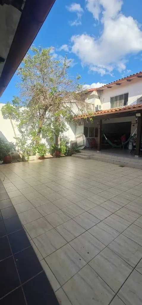 Casa de 4 dormitorios en venta en la Zona Norte, 360 m² construidos: foto 8 de 8