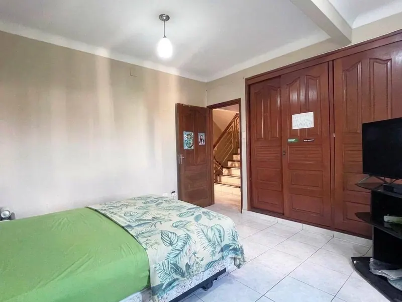 Casa de 425 m² en venta sobre la av. Grigotá, barrio El Pary: foto 3 de 9