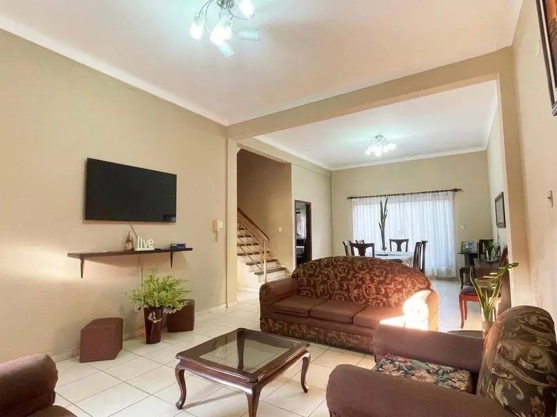 Casa de 425 m² en venta sobre la av. Grigotá, barrio El Pary: foto 9 de 9