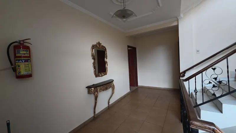 Edificio de 6 departamentos en venta en esquina, Zona Este: foto 8 de 15