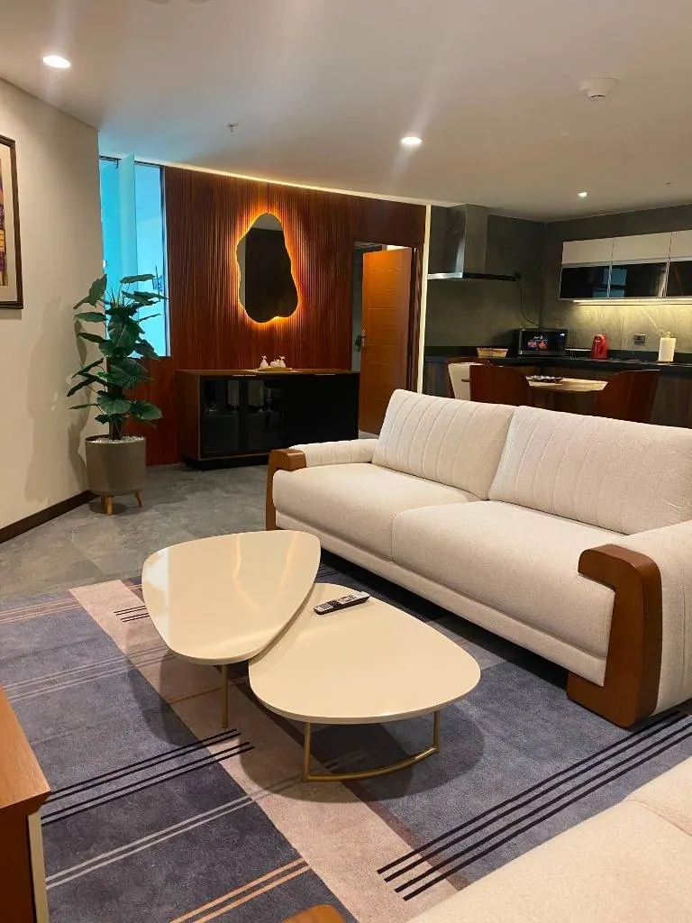 Furnished 1-bedroom apartment for rent in Green Tower: foto 2 de 9