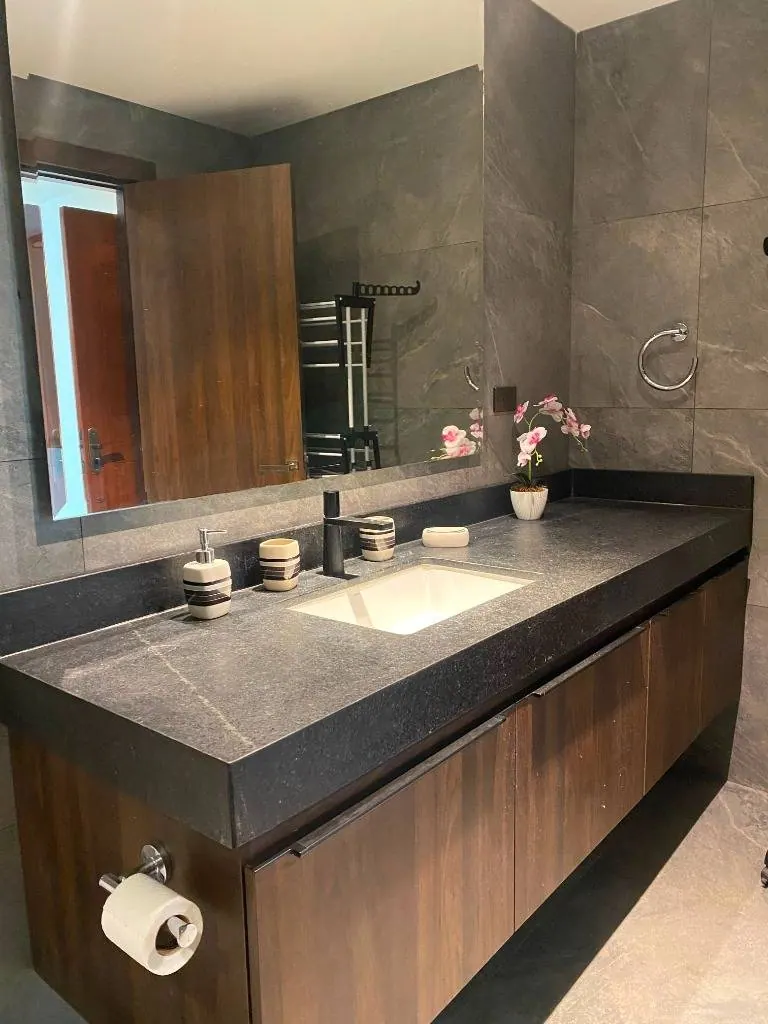 Furnished 1-bedroom apartment for rent in Green Tower: foto 8 de 9