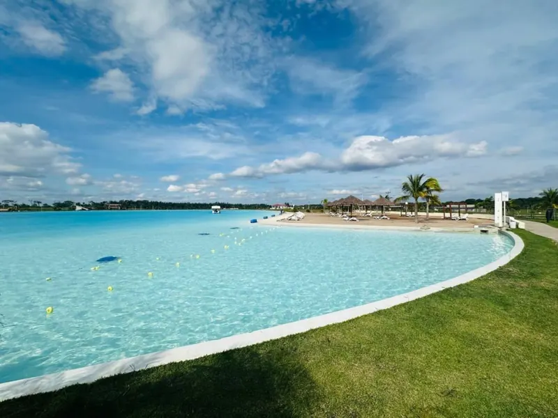 Terreno de 574,10 m² en venta en Playa Turquesa, Urubó: foto 3 de 8