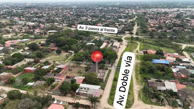Terreno en esquina de 621 m² en venta sobre avenida en la Zona Este: foto 2 de 10