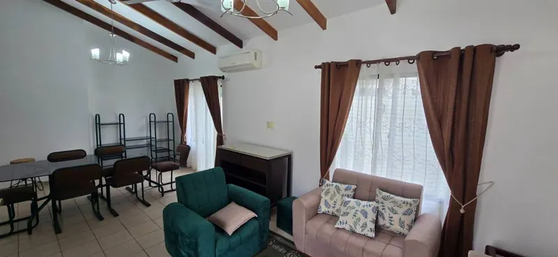Furnished 2-bedroom house for rent on Av. Alemana