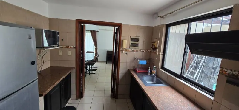Casa amoblada de 2 dormitorios en alquiler sobre la Av. Alemana: foto 6 de 7