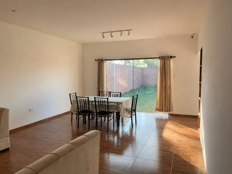 3-bedroom house for sale in the Los Tajibos gated community, Warnes: foto 4 de 13