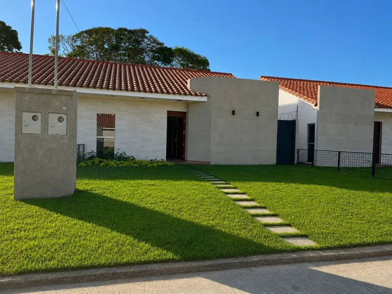 3-bedroom house for sale in the Los Tajibos gated community, Warnes: foto 12 de 13