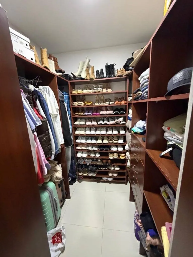Casa de 4 dormitorios en anticrético en la Av. Mutualista, Zona Norte: foto 6 de 13