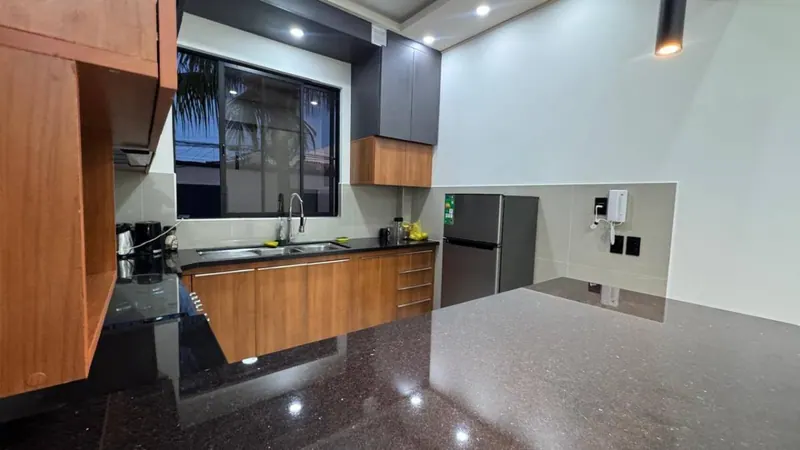 Corner house for sale in the North Zone, Radial 26 and 5th ring: foto 8 de 15