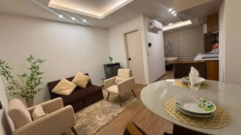 Furnished studio for sale in the HH Once building, Equipetrol: foto 1 de 7