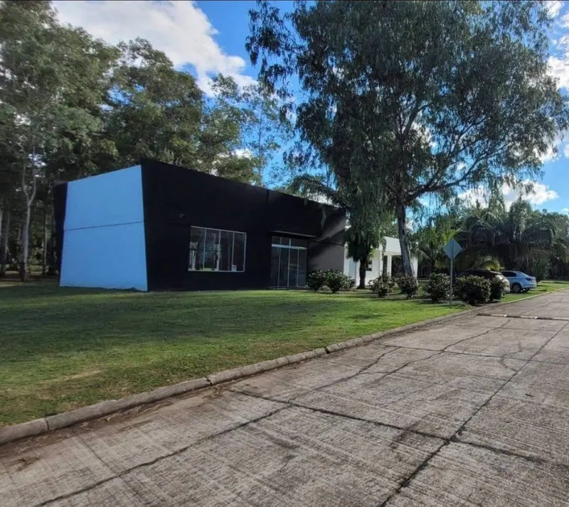 810 m² lot for sale in the Bella Flor gated community, Urubó: foto 4 de 5
