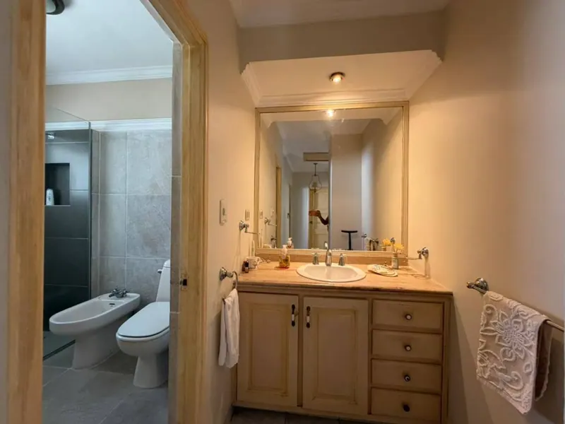 Casa de 3 dormitorios con piscina en venta en el barrio Las Palmas: foto 6 de 13