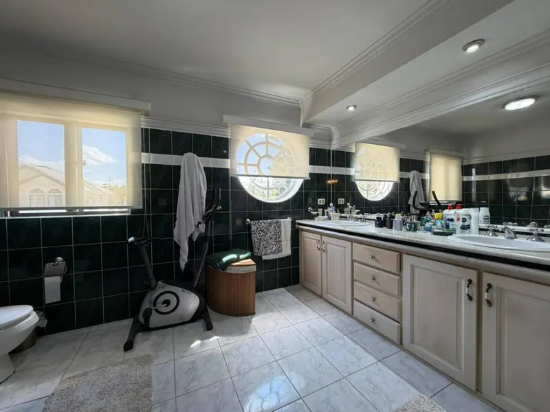 Casa de 3 dormitorios con piscina en venta en el barrio Las Palmas: foto 9 de 13