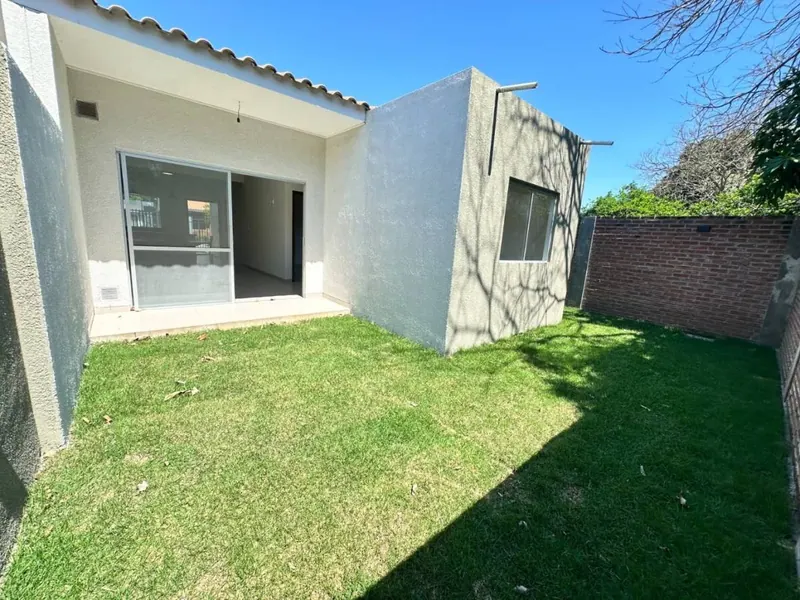 Casa de 3 dormitorios en venta en Valle Sánchez, Warnes: foto 19 de 21