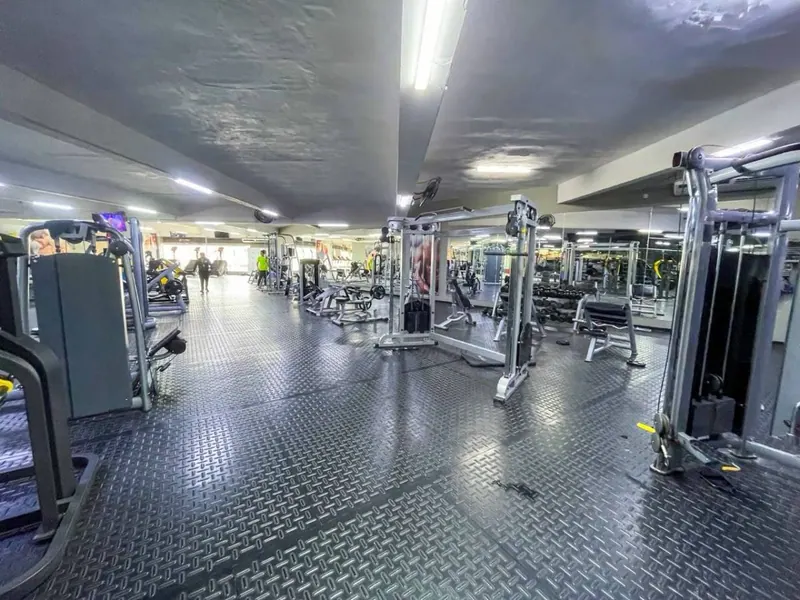 Edificio comercial de 4.000 m² en venta sobre la Av. Mutualista: foto 8 de 48