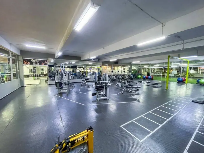 Edificio comercial de 4.000 m² en venta sobre la Av. Mutualista: foto 21 de 48