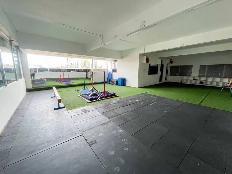 Edificio comercial de 4.000 m² en venta sobre la Av. Mutualista: foto 23 de 48