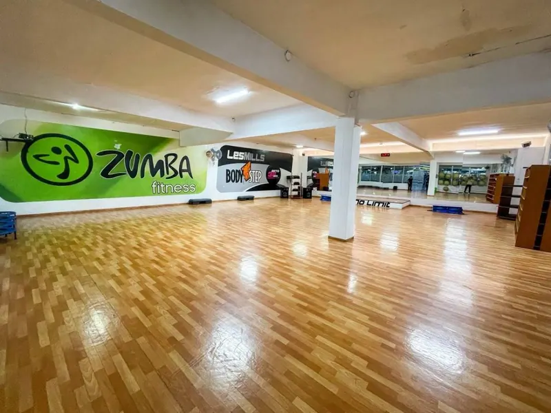 Edificio comercial de 4.000 m² en venta sobre la Av. Mutualista: foto 26 de 48