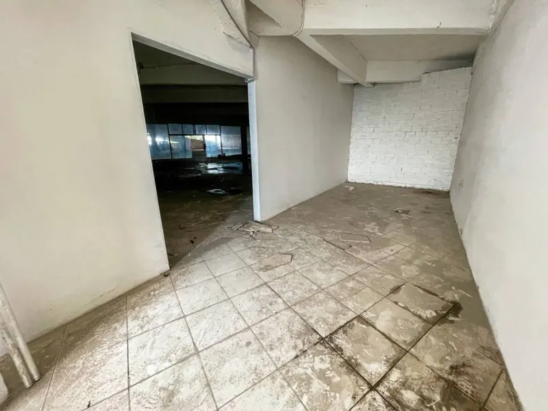 Edificio comercial de 4.000 m² en venta sobre la Av. Mutualista: foto 37 de 48