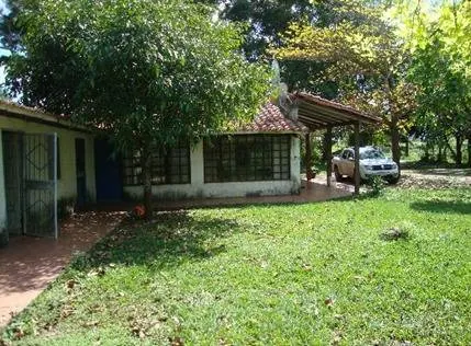 Propiedad avícola de 11 hectáreas en venta en Portachuelo