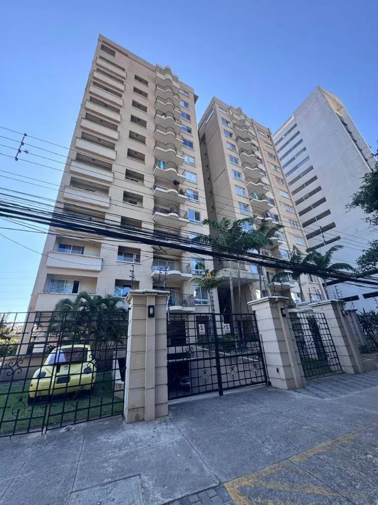 Departamento de 2 dormitorios en venta sobre la Av. Beni: foto 1 de 7