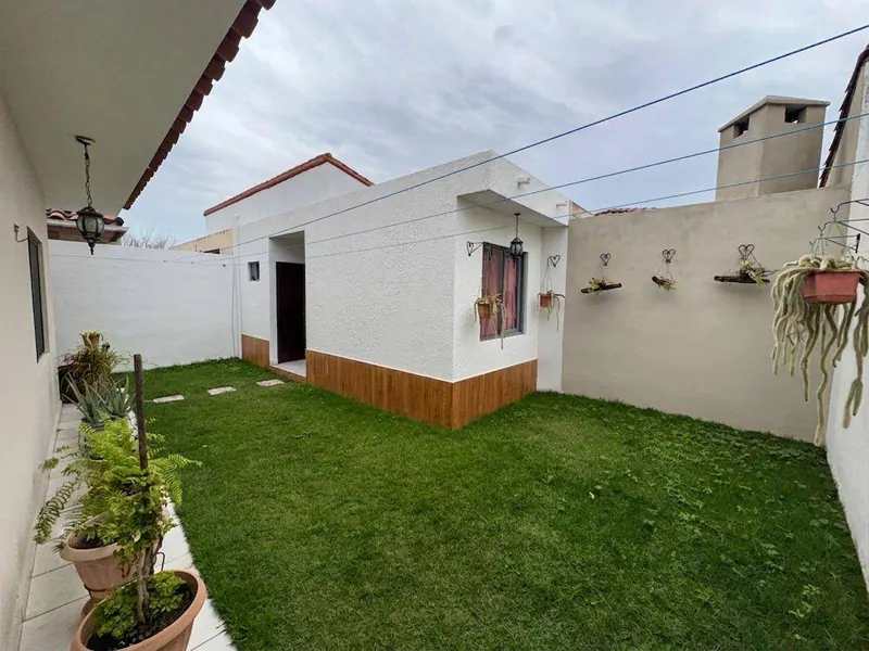 3-bedroom house for sale in the Virgen de Guadalupe gated community: foto 3 de 8