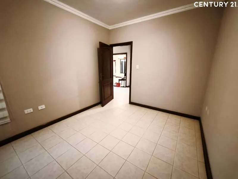 3-bedroom house for sale in the Ciudad Jardín gated community: foto 6 de 39