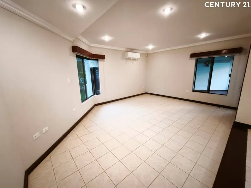 3-bedroom house for sale in the Ciudad Jardín gated community: foto 9 de 39
