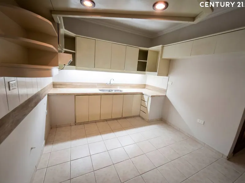 3-bedroom house for sale in the Ciudad Jardín gated community: foto 31 de 39