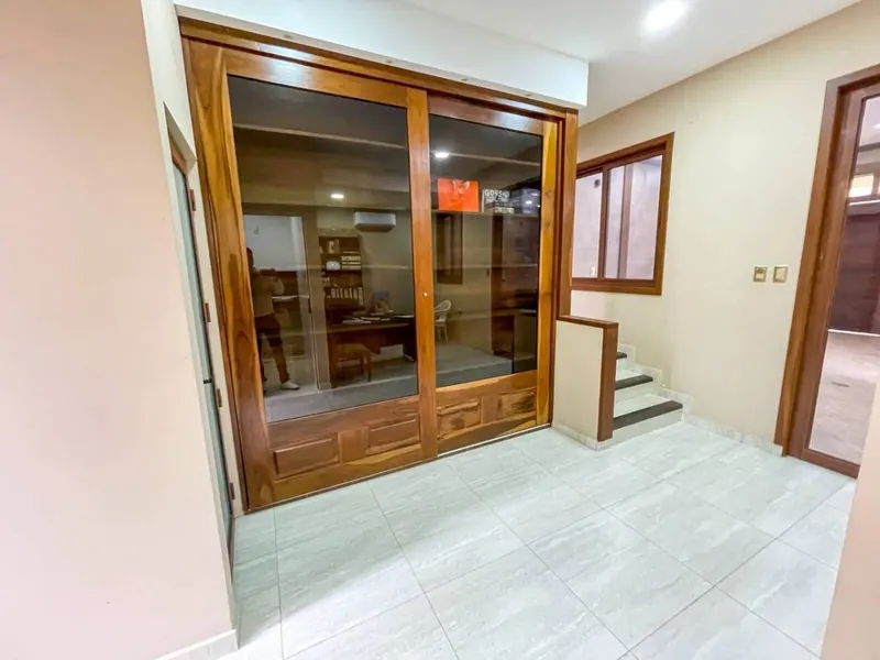 Departamento dúplex amoblado de 3 dormitorios en alquiler, Zona Este: foto 12 de 19
