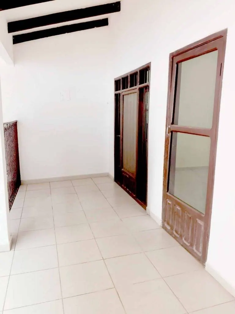 Departamento de 3 dormitorios en alquiler en la av. Moscú, Zona Sur: foto 6 de 10