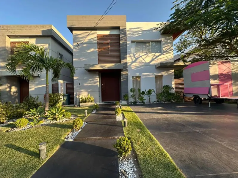 Furnished 4-bedroom house for sale in Bosques de la Colina: foto 20 de 20