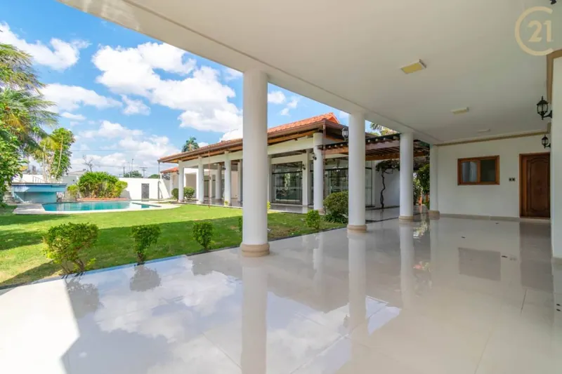 Corporate house for rent on Avenida Alemana, North Zone: foto 6 de 36