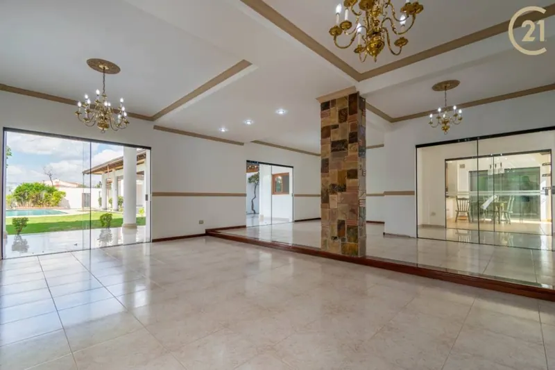Corporate house for rent on Avenida Alemana, North Zone: foto 21 de 36