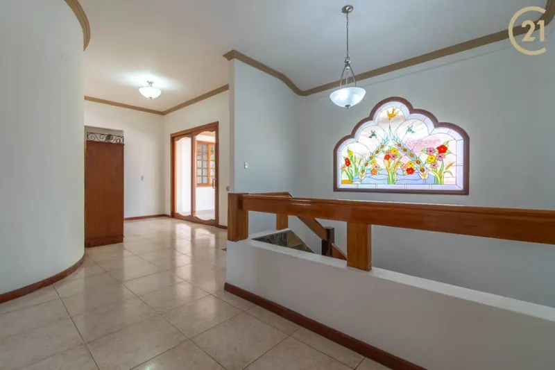 Corporate house for rent on Avenida Alemana, North Zone: foto 27 de 36