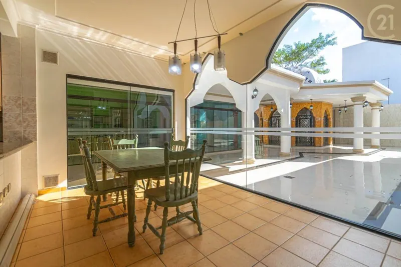 Corporate house for rent on Avenida Alemana, North Zone: foto 33 de 36