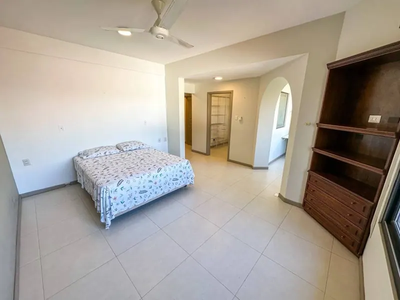 Departamento de 2 dormitorios en venta en edificio Iguazú, Equipetrol: foto 5 de 10