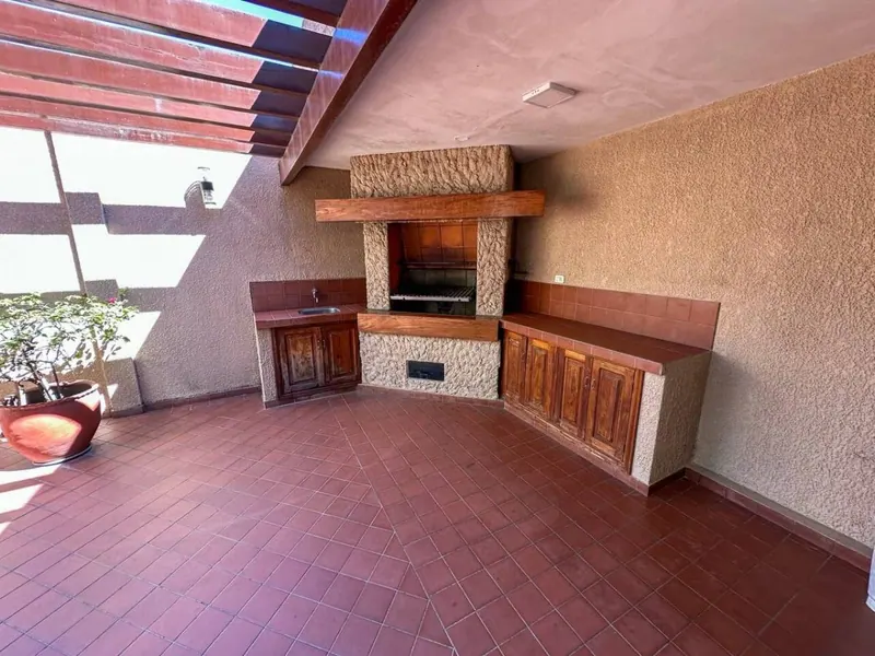 Departamento de 2 dormitorios en venta en edificio Iguazú, Equipetrol: foto 10 de 10