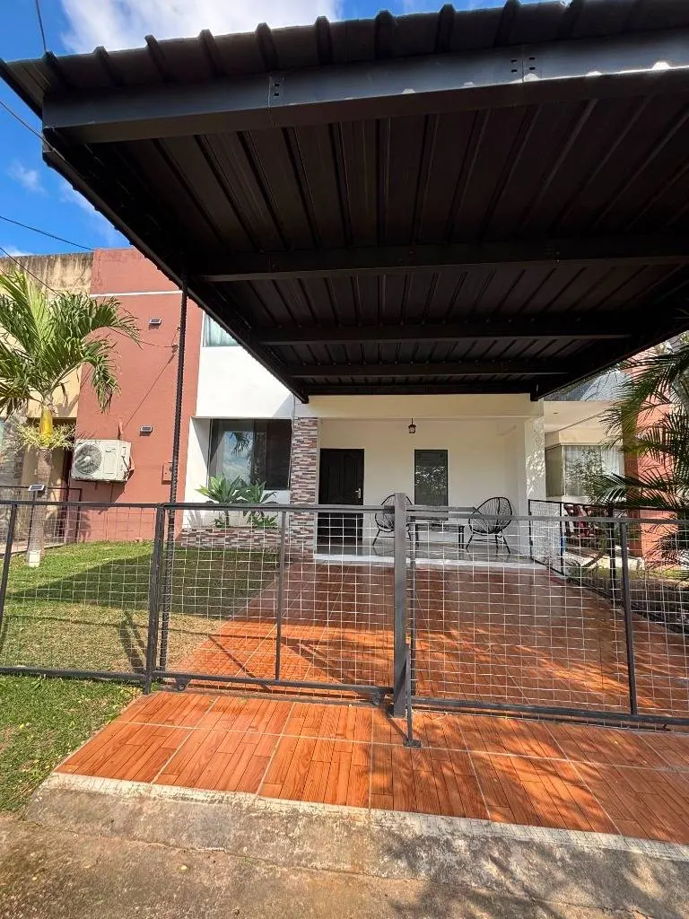 House for sale in the Espíritu Santo gated community, East Zone: foto 1 de 15